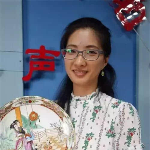 許珺茹：廣彩藝二代，女承父業(yè)系一種點樣嘅體驗？ | 粵講越過癮