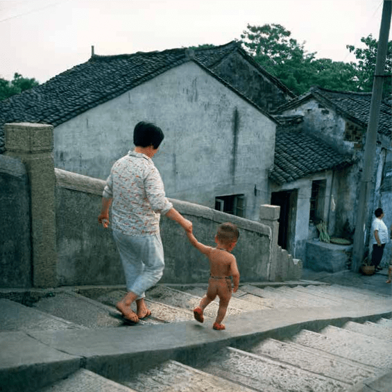 時光難再：60張照片回顧80年代的童年