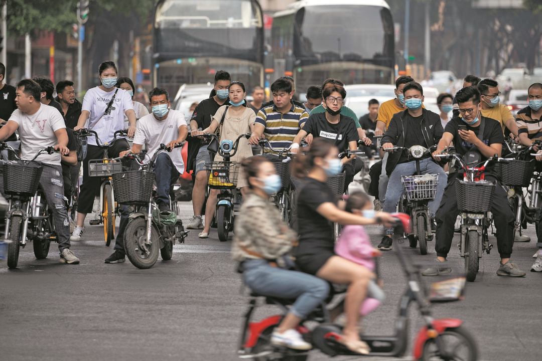 廣州電雞圍城：私人電動(dòng)車未治，共享電動(dòng)車又來？